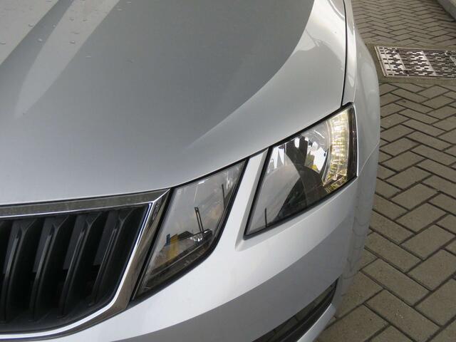 Skoda Octavia 1.0 TSI Ambition - Navigatie - PDC -Smartlink -LED