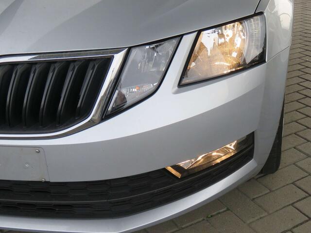 Skoda Octavia 1.0 TSI Ambition - Navigatie - PDC -Smartlink -LED