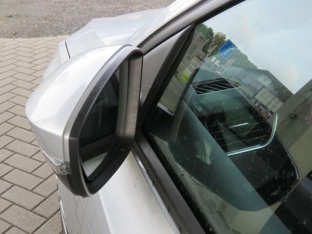 Skoda Octavia 1.0 TSI Ambition - Navigatie - PDC -Smartlink -LED