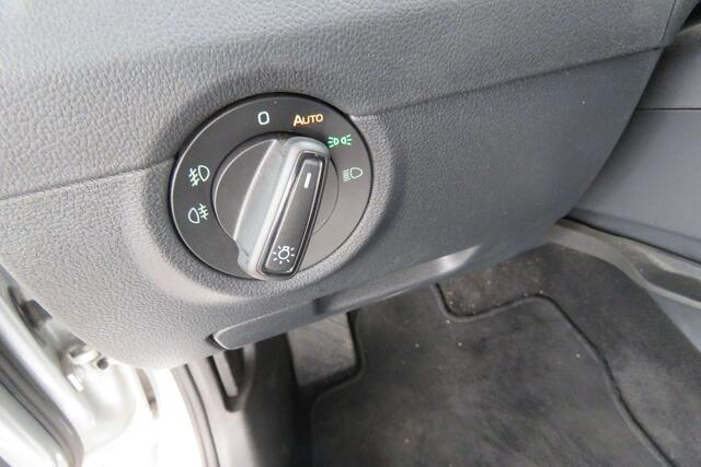 Skoda Octavia 1.0 TSI Ambition - Navigatie - PDC -Smartlink -LED