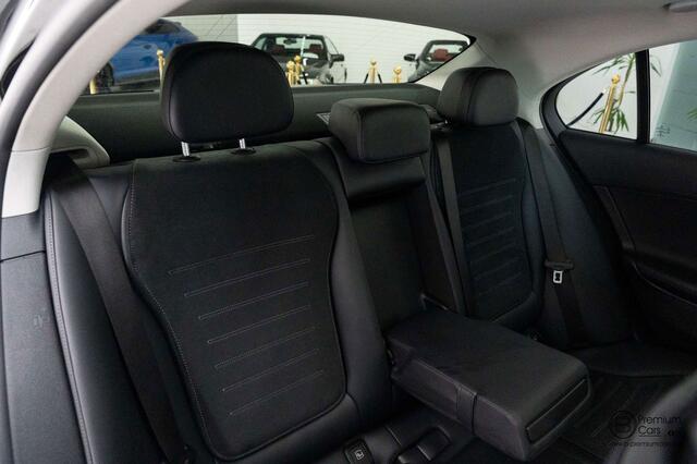 Mercedes-Benz C-Klasse 300 e 9G-TRONIC AMG Line Full, Pano, Camera, Night