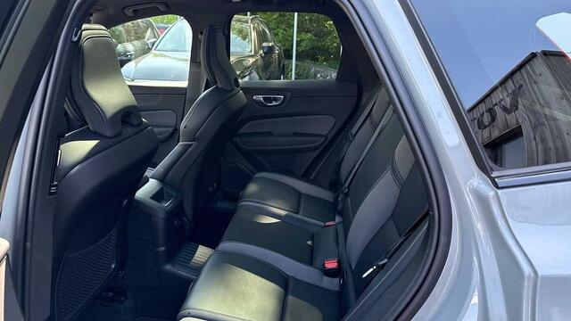Volvo XC60 Recharge Ultimate Dark, T6 AWD Plug-in hybride 3YEAR WARRANTY
