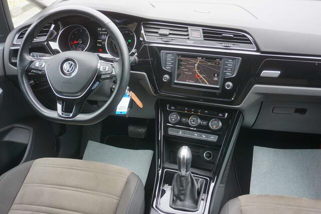 Volkswagen Touran 1.4 TSI Highline Benzine Automaat-Nav-PDC-Garantie