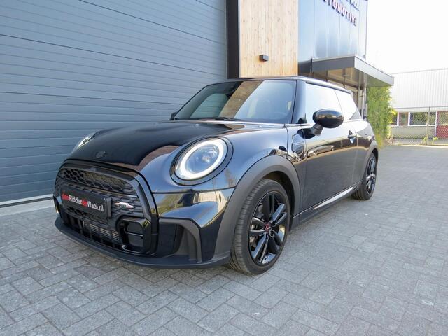 Mini Cooper 1.5 John Cooper Works pakket Carplay Cruise