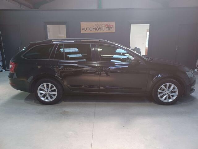 Skoda Octavia SW 1.0 TSI Ambition Apple Carplay,Radar,Gps 