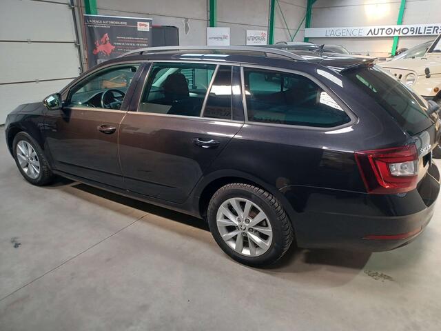 Skoda Octavia SW 1.0 TSI Ambition Apple Carplay,Radar,Gps 