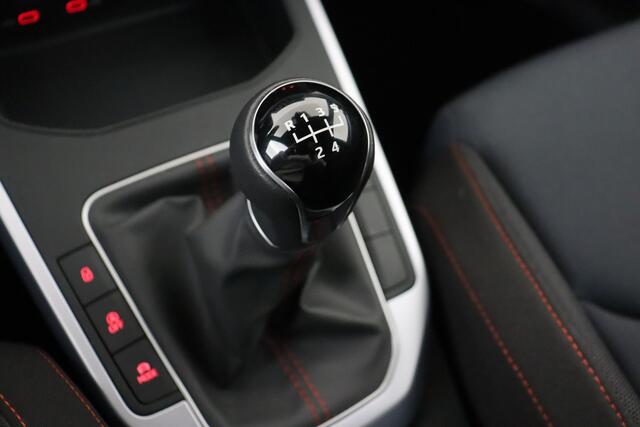 Seat Arona FR 1.0 MT ECOTSI FR 1.0 MT ECOTSI  + CARPLAY + PDC + CRUISE + ALU