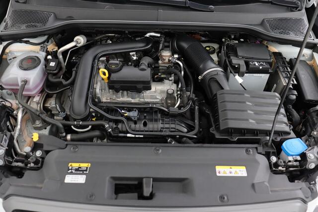 Seat Arona FR 1.0 MT ECOTSI FR 1.0 MT ECOTSI  + CARPLAY + PDC + CRUISE + ALU