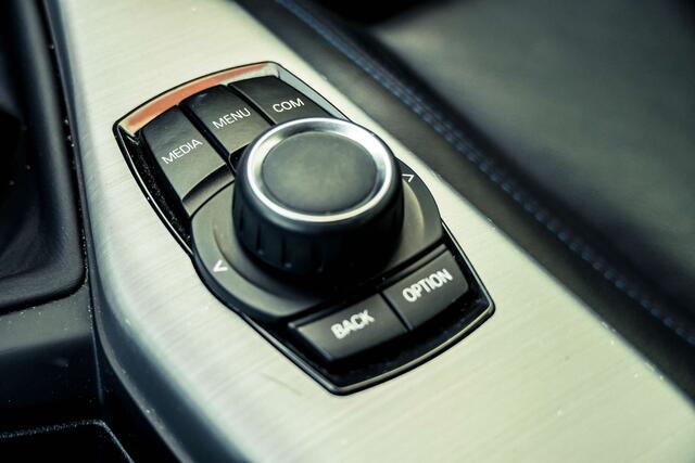 BMW 1-Serie 118 118i | M sport | Shadow Line | PDC A | LED