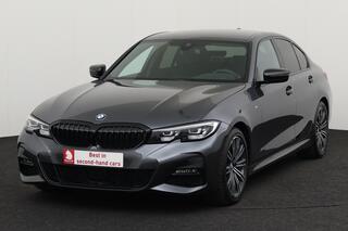 BMW 3-Serie 330 iA M-SPORTPACK  iA M-SPORTPACK + GPS + LEDER/ALCANTARA + CARPLAY + PDC + CRUISE + ALU