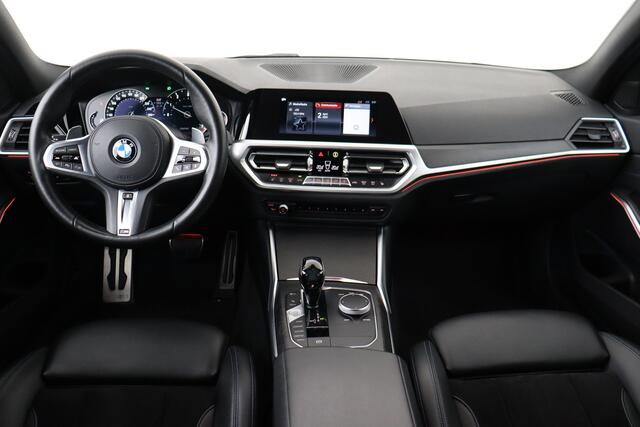 BMW 3-Serie 330 iA M-SPORTPACK  iA M-SPORTPACK + GPS + LEDER/ALCANTARA + CARPLAY + PDC + CRUISE + ALU