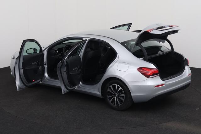 Mercedes-Benz A-Klasse 180 BUS.SOLUTION DA BUS.SOLUTION DA + GPS + CAMERA + PDC + CRUISE + ALU 16