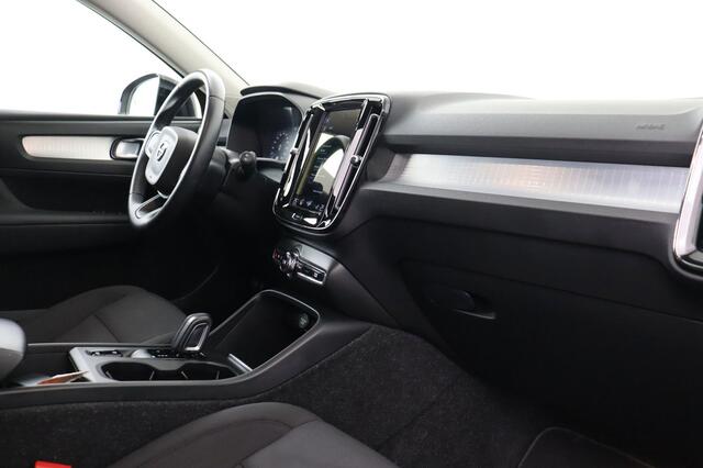 Volvo XC40 INSCRIPTION EXPRESSION 1.5T4 RECHARGE INSCRIPTION EXPRESSION 1.5T4 RECHARGE + A/T + GPS + CAMERA + PDC + ALU 18