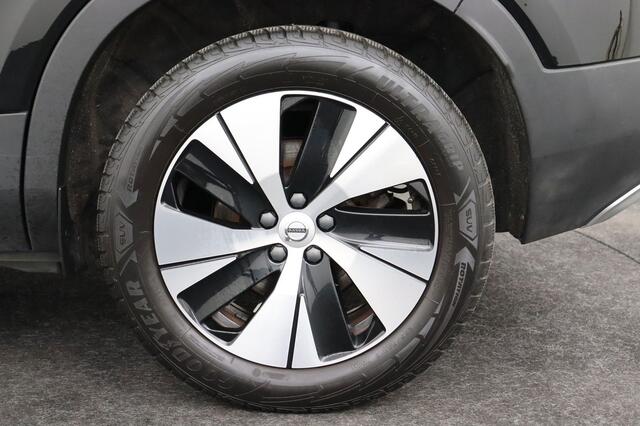 Volvo XC40 INSCRIPTION EXPRESSION 1.5T4 RECHARGE INSCRIPTION EXPRESSION 1.5T4 RECHARGE + A/T + GPS + CAMERA + PDC + ALU 18