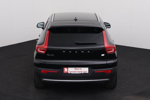 Volvo XC40 INSCRIPTION EXPRESSION 1.5T4 RECHARGE INSCRIPTION EXPRESSION 1.5T4 RECHARGE + A/T + GPS + CAMERA + PDC + ALU 18