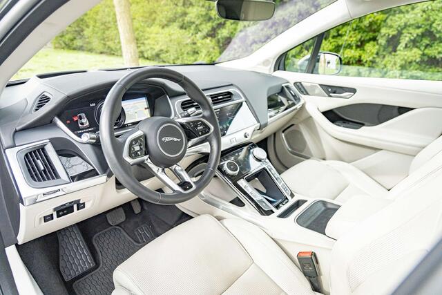 Jaguar I-Pace EV400 HSE  ACC  Luchtvering  HUD  360  MATRIX