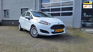 FORD FIESTA 1.0 Style/Navigatie/Dealer onderhouden /Nl Auto!!