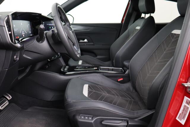 Opel Mokka GS Line 1.2i GS Line 1.2i + A/T + CARPLAY + LEDER/ALCANTARA + CAMERA + PDC + CRUISE + ALU 18