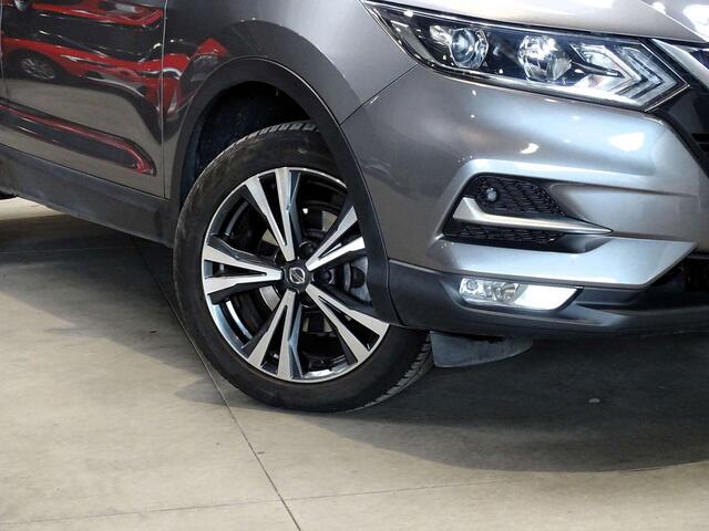 Nissan Qashqai 1.5dCi N-Connecta NAVI-CRUISE-CAMERA 360�