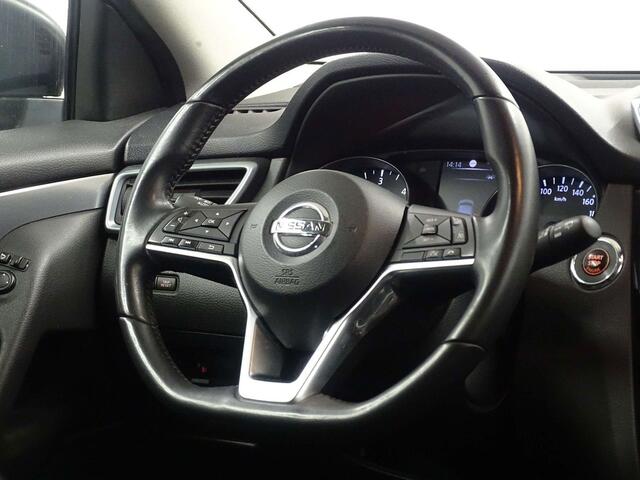 Nissan Qashqai 1.5dCi N-Connecta NAVI-CRUISE-CAMERA 360�