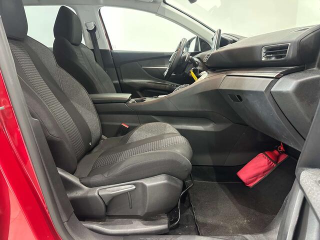 Peugeot 3008 1.5 BlueHDi GARANTIE 12 MOISLEDGPSCAMERA