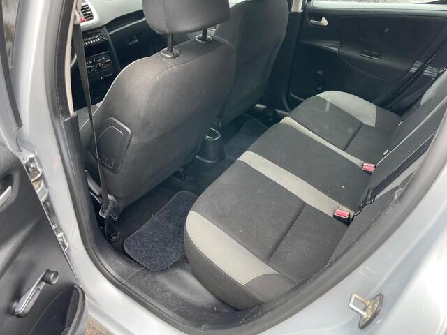Peugeot 207 1.4 Color-line Trekhaak Airco NAP APK