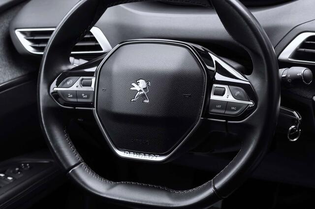 Peugeot 3008 1.2 PureTech Allure LijnA Cruise Carplay Garantie