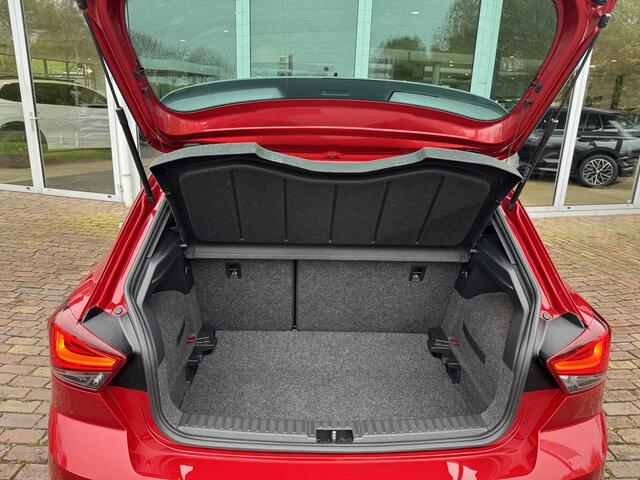Seat Ibiza 1.0 TSI FR Black Edition Apple CarPlay | Camera | Keyless