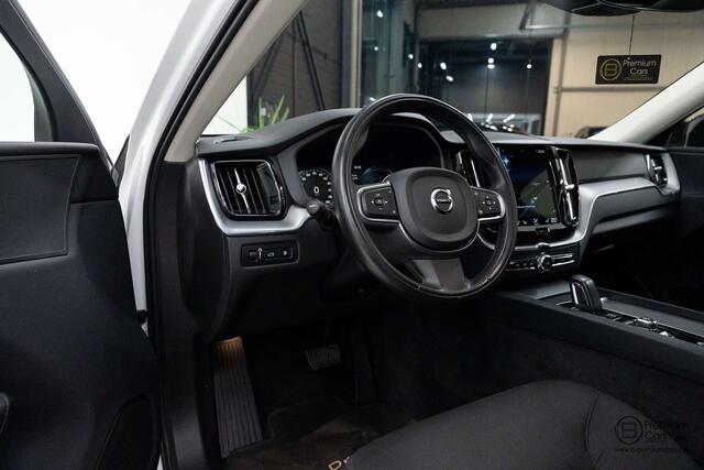 Volvo XC60 T6 hybrid AWD Geartronic RDesign Pano, Acc, 360