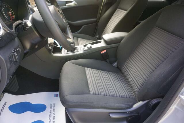 Mercedes-Benz B-Klasse 180 Benzine Airco-PDC-Navi-2016-Garantie