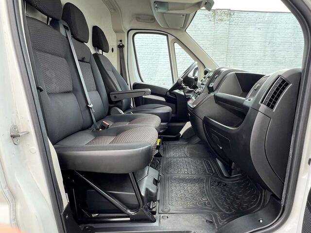 Peugeot Boxer HDI 140 pk -GPS - Camera -Trekhaak/ Cruise c./2021