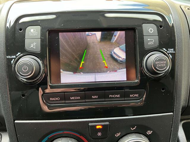 Peugeot Boxer HDI 140 pk -GPS - Camera -Trekhaak/ Cruise c./2021