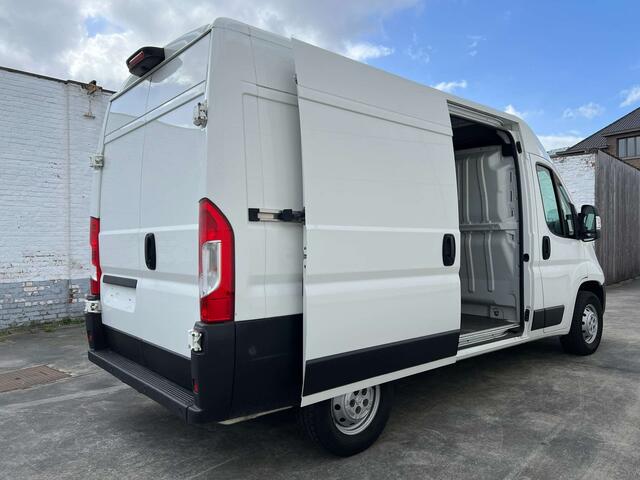 Peugeot Boxer HDI 140 pk -GPS - Camera -Trekhaak/ Cruise c./2021