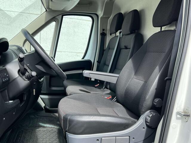 Peugeot Boxer HDI 140 pk -GPS - Camera -Trekhaak/ Cruise c./2021