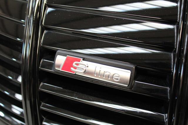 Audi E-Tron 95 kWh Quattro S line 300kW Black styling pakket