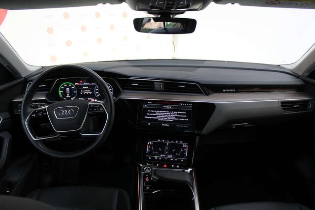 Audi E-Tron 95 kWh Quattro S line 300kW Black styling pakket