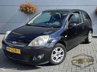 FORD FIESTA 1.3-8V Futura XL *inruil mogelijk*