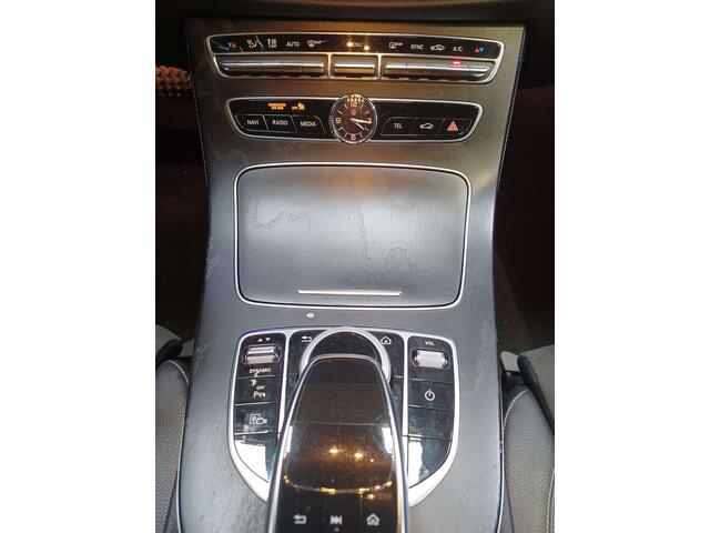 Mercedes-Benz E-Klasse 220 d Business Solution AMG EXT/INT I-cockpit 