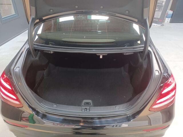 Mercedes-Benz E-Klasse 220 d Business Solution AMG EXT/INT I-cockpit 