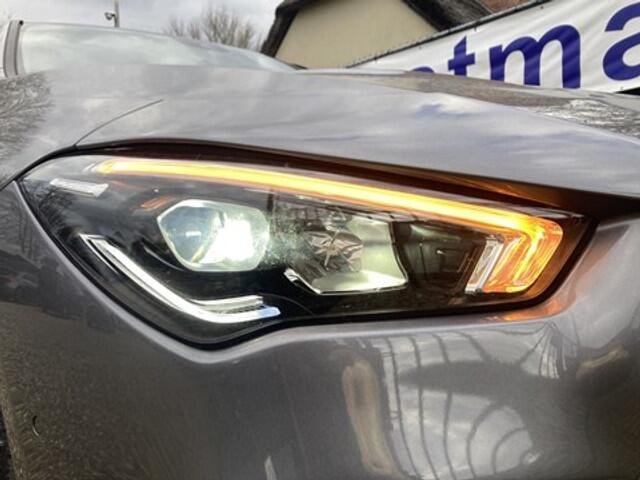 Mercedes-Benz CLA-Klasse 180 Shooting Brake / Widescreen / LED / Camera / PDC