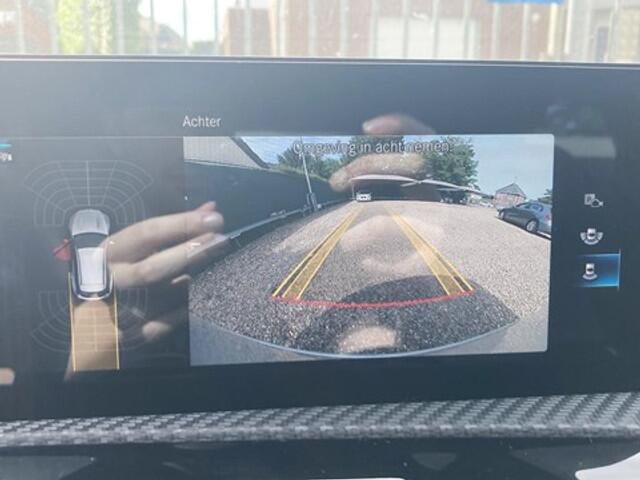 Mercedes-Benz CLA-Klasse 180 Shooting Brake / Widescreen / LED / Camera / PDC