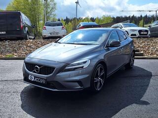 VOLVO V40 2.0 D3 Sport Edition AdBlue (EU6d-TEMP)
