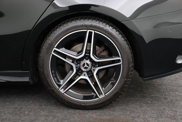 Mercedes-Benz A-Klasse 220 LIMOUSINE DA 8G-DCT LIMOUSINE DA 8G-DCT + GPS + LEDER + CAMERA + PDC + CRUISE + ALU 18