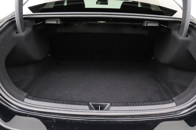 Mercedes-Benz A-Klasse 220 LIMOUSINE DA 8G-DCT LIMOUSINE DA 8G-DCT + GPS + LEDER + CAMERA + PDC + CRUISE + ALU 18