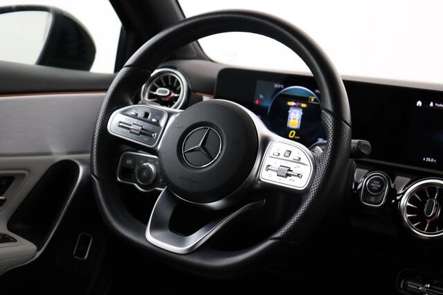 Mercedes-Benz A-Klasse 220 LIMOUSINE DA 8G-DCT LIMOUSINE DA 8G-DCT + GPS + LEDER + CAMERA + PDC + CRUISE + ALU 18