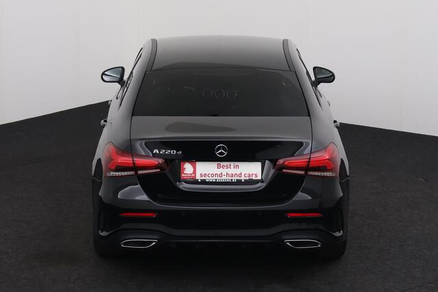 Mercedes-Benz A-Klasse 220 LIMOUSINE DA 8G-DCT LIMOUSINE DA 8G-DCT + GPS + LEDER + CAMERA + PDC + CRUISE + ALU 18