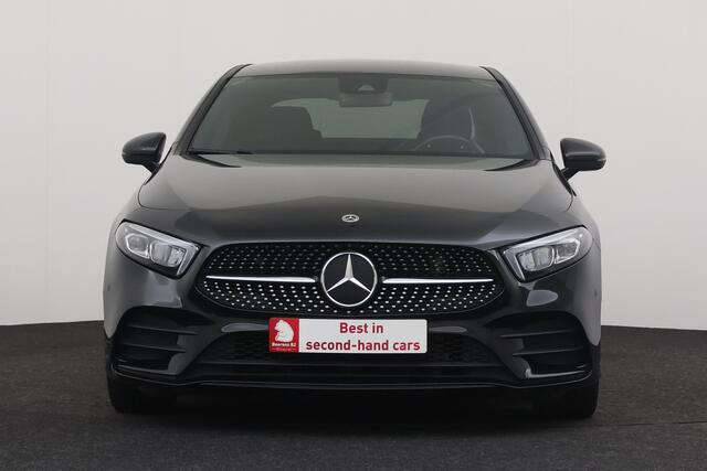 Mercedes-Benz A-Klasse 220 LIMOUSINE DA 8G-DCT LIMOUSINE DA 8G-DCT + GPS + LEDER + CAMERA + PDC + CRUISE + ALU 18
