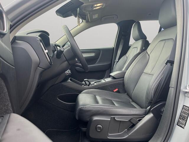 Volvo XC40 Core, B3 Mild Hybrid, Essence