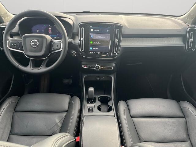 Volvo XC40 Core, B3 Mild Hybrid, Essence