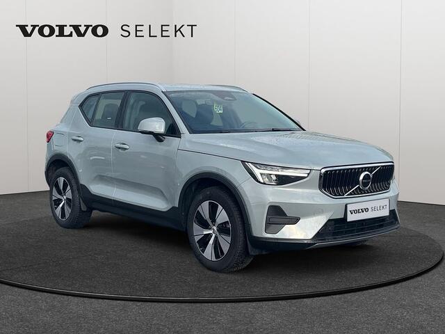 Volvo XC40 Core, B3 Mild Hybrid, Essence